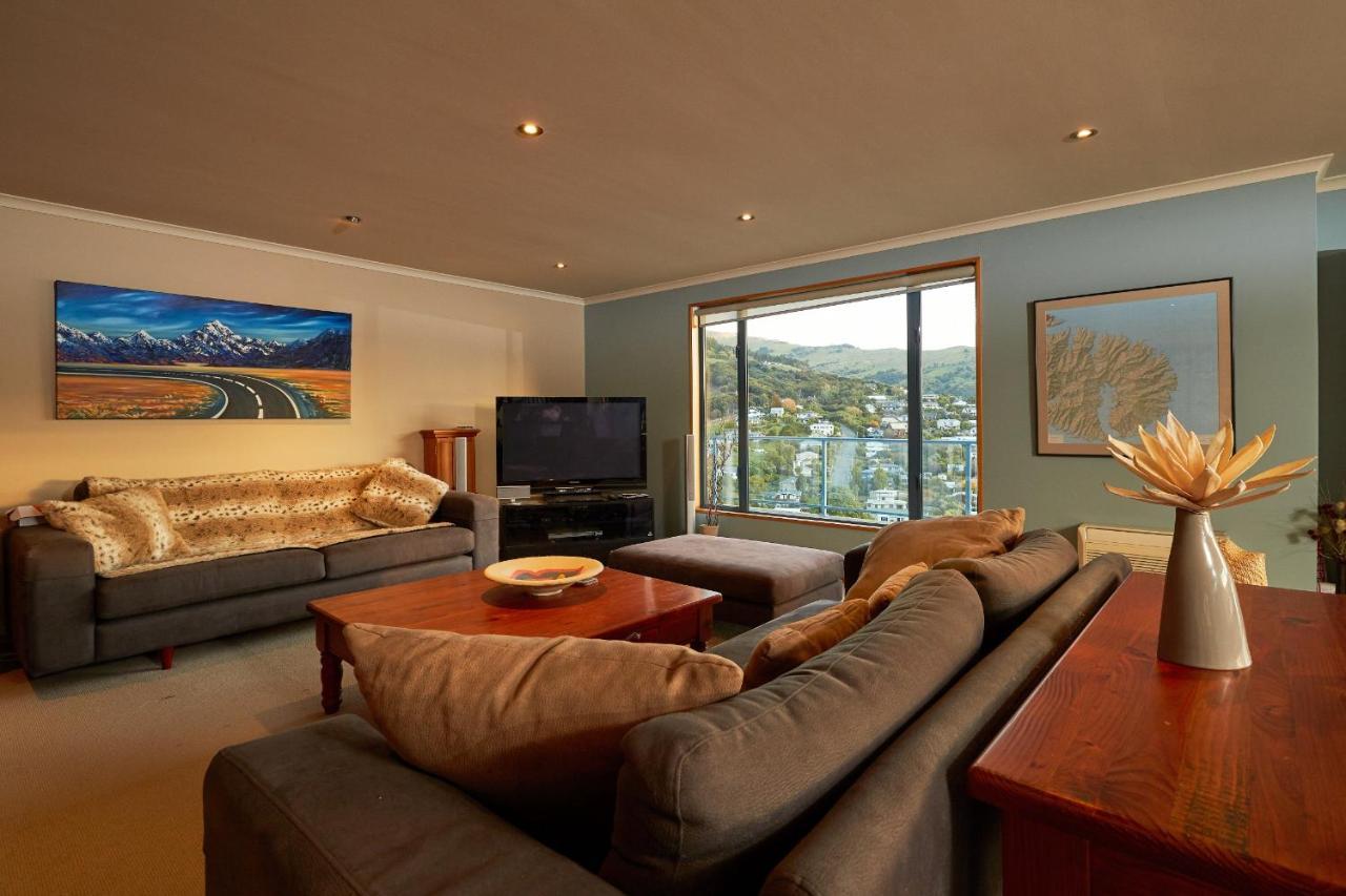 Akaroa Holiday Home Spacious And Quite With Stunning Harbour Views And Close To Town 외부 사진
